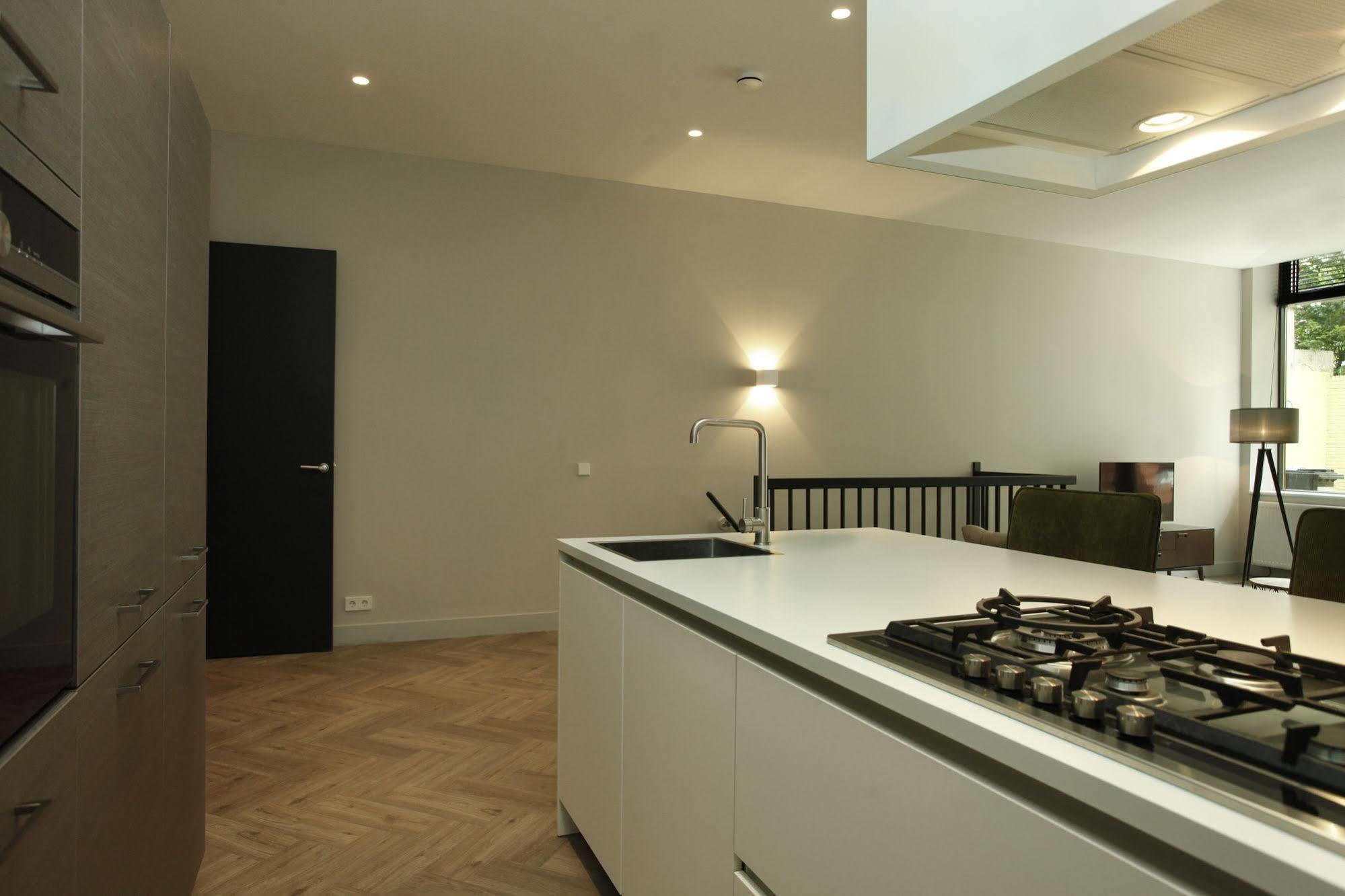 Stayci Serviced Westeinde * The Hague